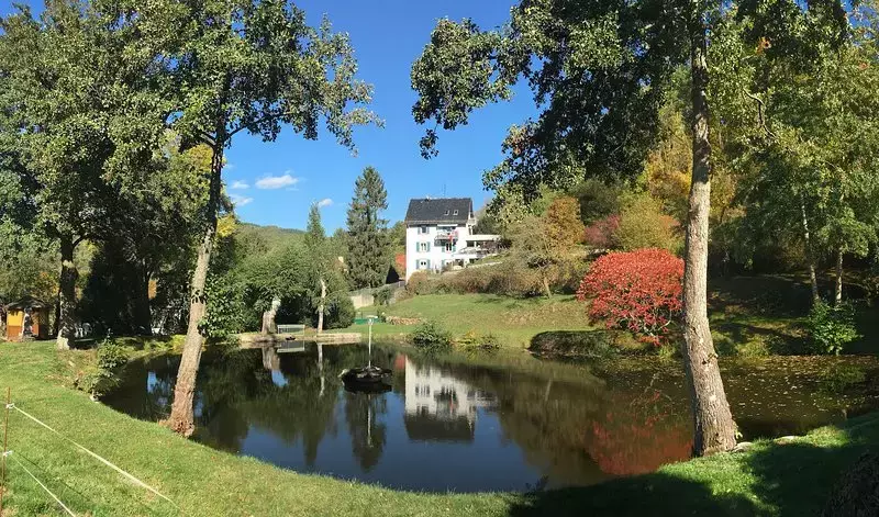 Maison Bellevue et son étang privé
