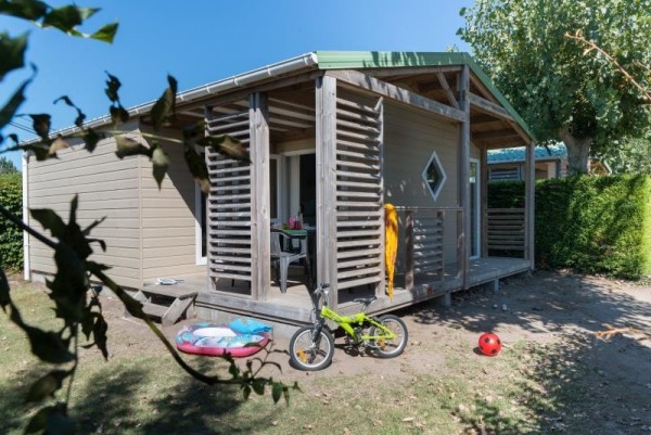 Chalet Vanille 3 bedrooms - 32m² - TV 4/6 Ppl. - Camping Le Bois Joly