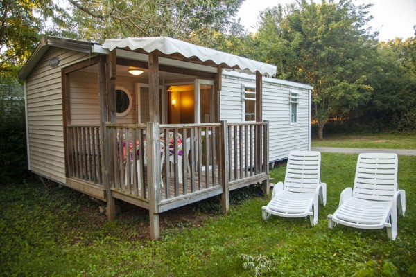 Mobilhome CONFORT 30 m² (2 bedrooms) (1 to 5 et 5 to 10 years old) 4/6 Ppl. - Camping du Lac de Bonnefon