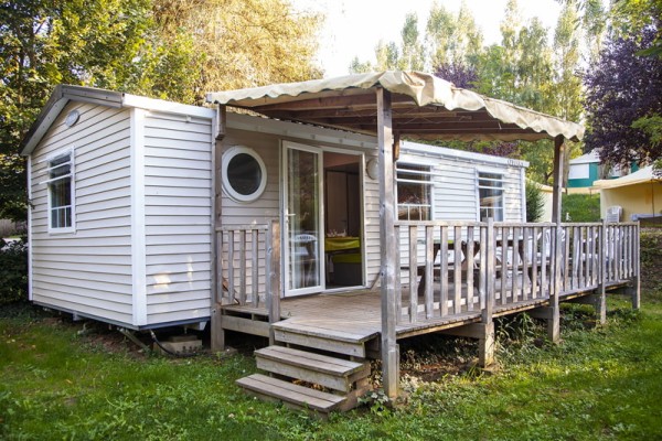 Mobilhome CONFORT 30 m² (3 bedrooms) (1 to 5 et 5 to 10 years old) 6/8 Ppl. - Camping du Lac de Bonnefon