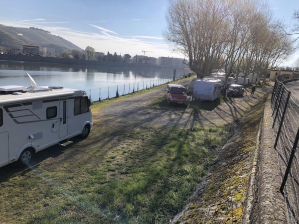 Camping Le Rhône