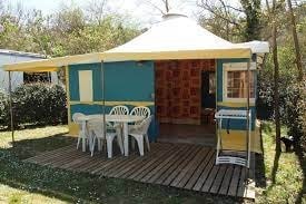 Tente meublée Kiwi 25 m² + terrasse 9 m² + auvent 5 Pers. - Camping AU P'TIT BONHEUR