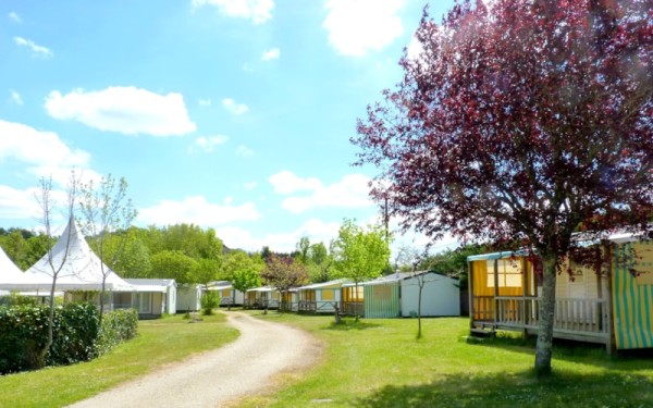 Mobile homes / 2 bedrooms / Air conditioning - covered terrace 1/6 Ppl. - Camping Quercy Vacances ****