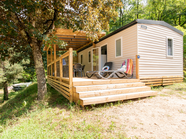 Mobile-Home Premium 32m² - 3 bedrooms - Covered terrace - CLIM + TV + sheets + towels included 6 Ppl. - Flower Camping Mas de Champel