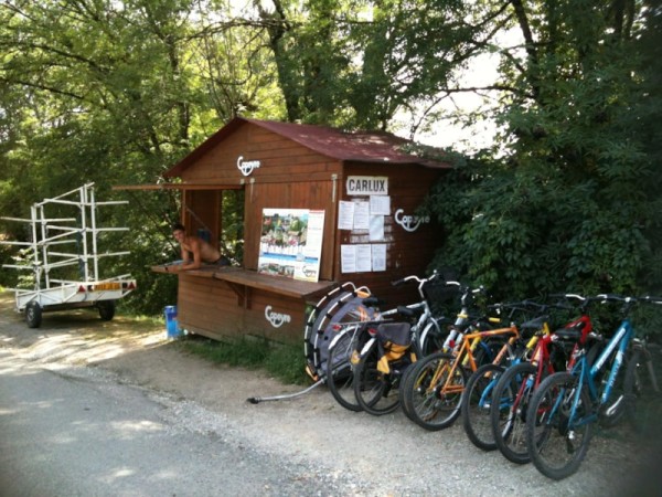 Camping LES OMBRAGES