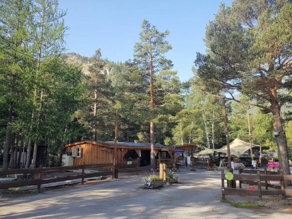 Camping-Caravaneige l'Iscle de Prelles