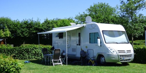 Forfait Aire de Camping Car 2/6 Pers. - Camping Seasonova Les Vosges du Nord