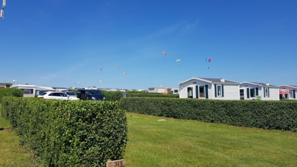 Flower Camping Omaha Beach