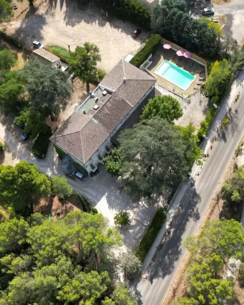 Soko Hotel Pont Du Gard