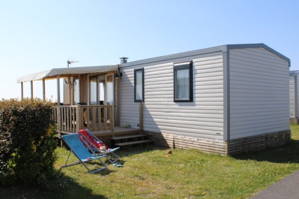 Mobile-home Premium HORIZON 40m² - 2 bedrooms + Half-covered terrace 15m² - Seaview 4 Ppl. - Flower Camping La Pointe du Talud