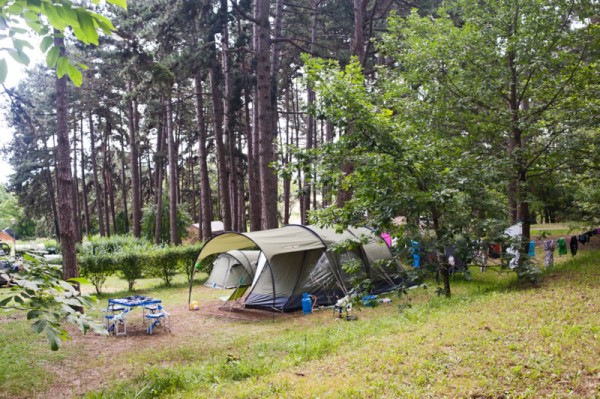 Huttopia Divonne Les Bains