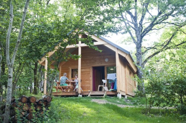 Huttopia Divonne Les Bains