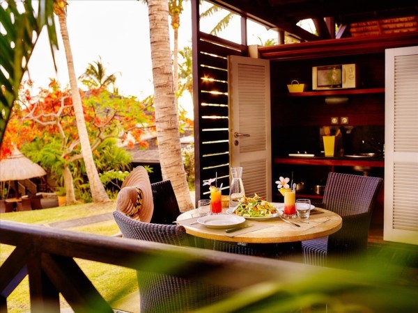 Bungalow with self catering - Iloha Seaview Hotel