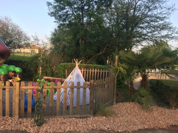 Flower Camping Côté Lac