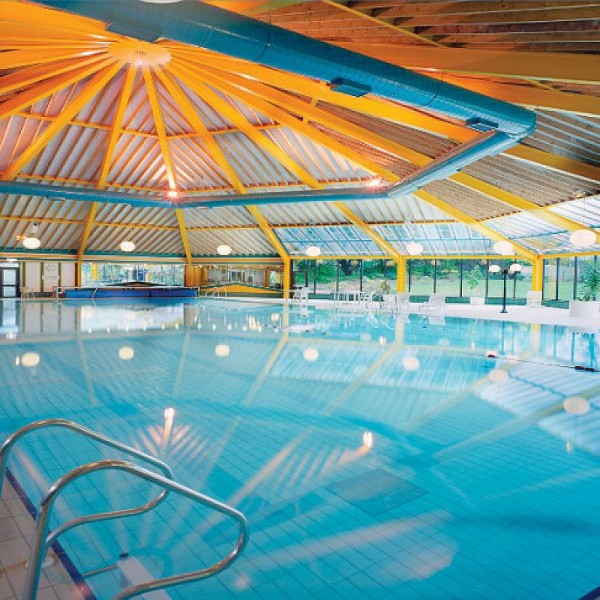 The Gleneagle Hotel & Apartments