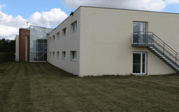 INITIAL BY BALLADINS BETHUNE