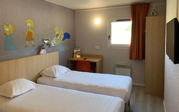 STANDARD ROOM - 2 SINGLE BEDS - INITIAL BY BALLADINS TOURS SUD