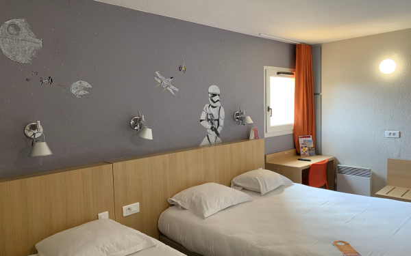 STANDARD ROOM - TRIPLE 1 DOUBLE BED AND 1 SINGLE BED - INITIAL BY BALLADINS TOURS SUD