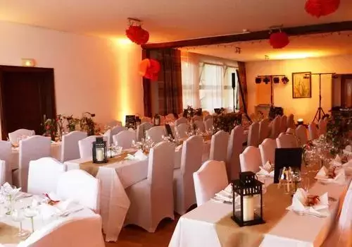 Hôtel Aux Trois Roses