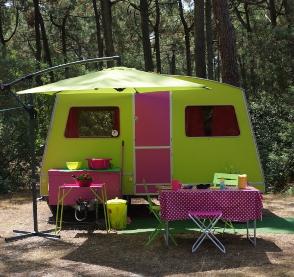 BASIC : Emplacement caravane ou camping car (-5m) 2 Pers. - Euronat Village Naturiste