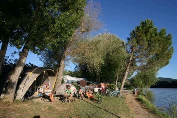 Confort pitch 130 m², riverside 1/6 Ppl. - Camping Sunêlia L'Hippocampe